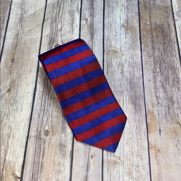 Brooks Brothers Striped Red and Blue Silk Tie - Picture 1 of 2